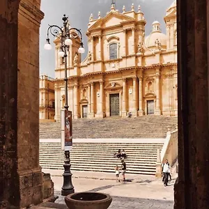 La Casa Del Barocco , Noto Italien
